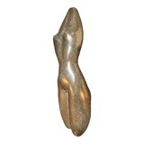 Sculpture abstraite "femme nue' en pierre (marbre noir), oeuvre signée, 20ème siècle