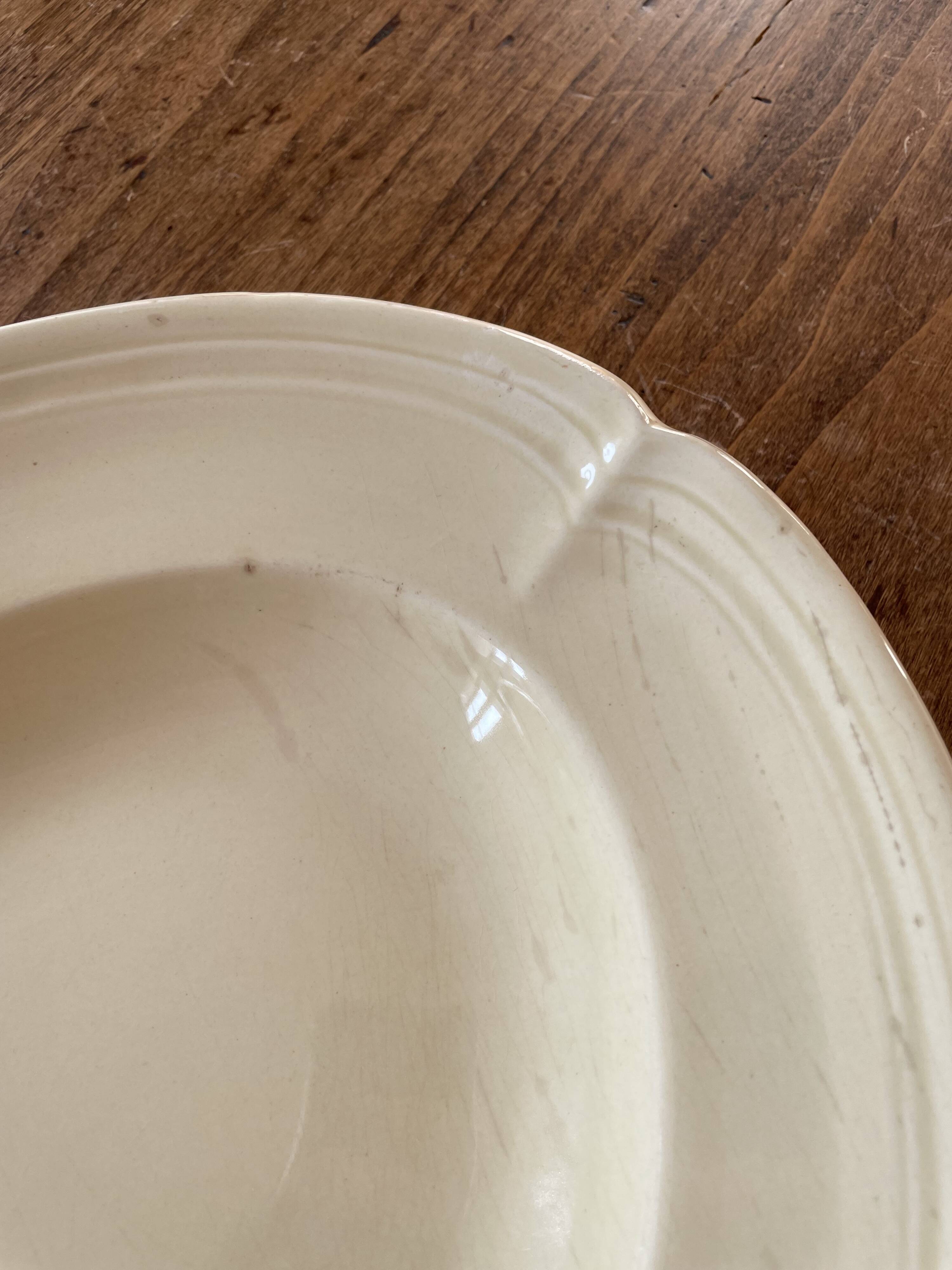 Large serving or presentation dish in beige ceramic - vintage