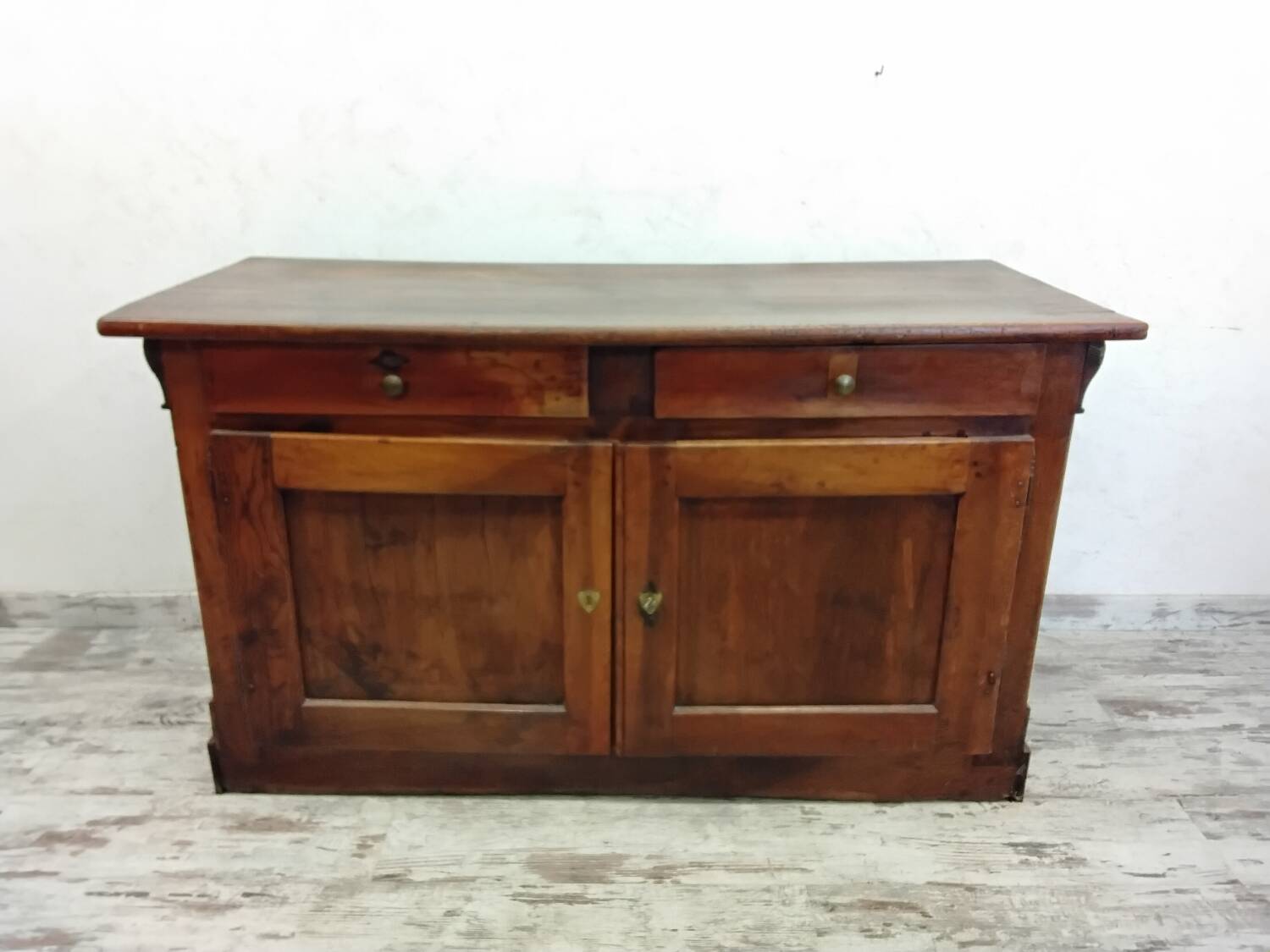 Meuble de métier,  ancien comptoir de mercerie