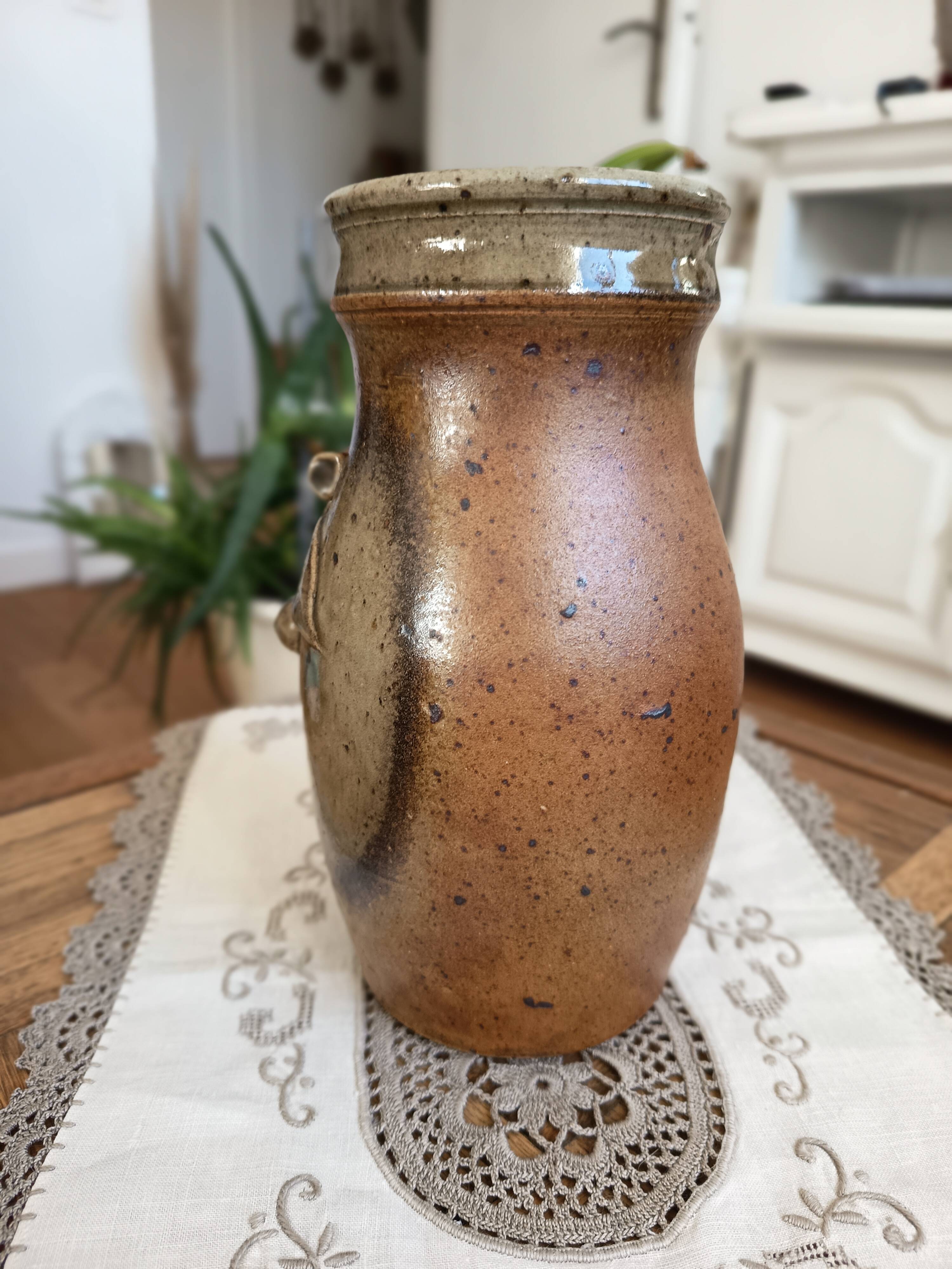 Pyrite stoneware vase, signed Jacques Vilain, La Borne, 1960s-70s.