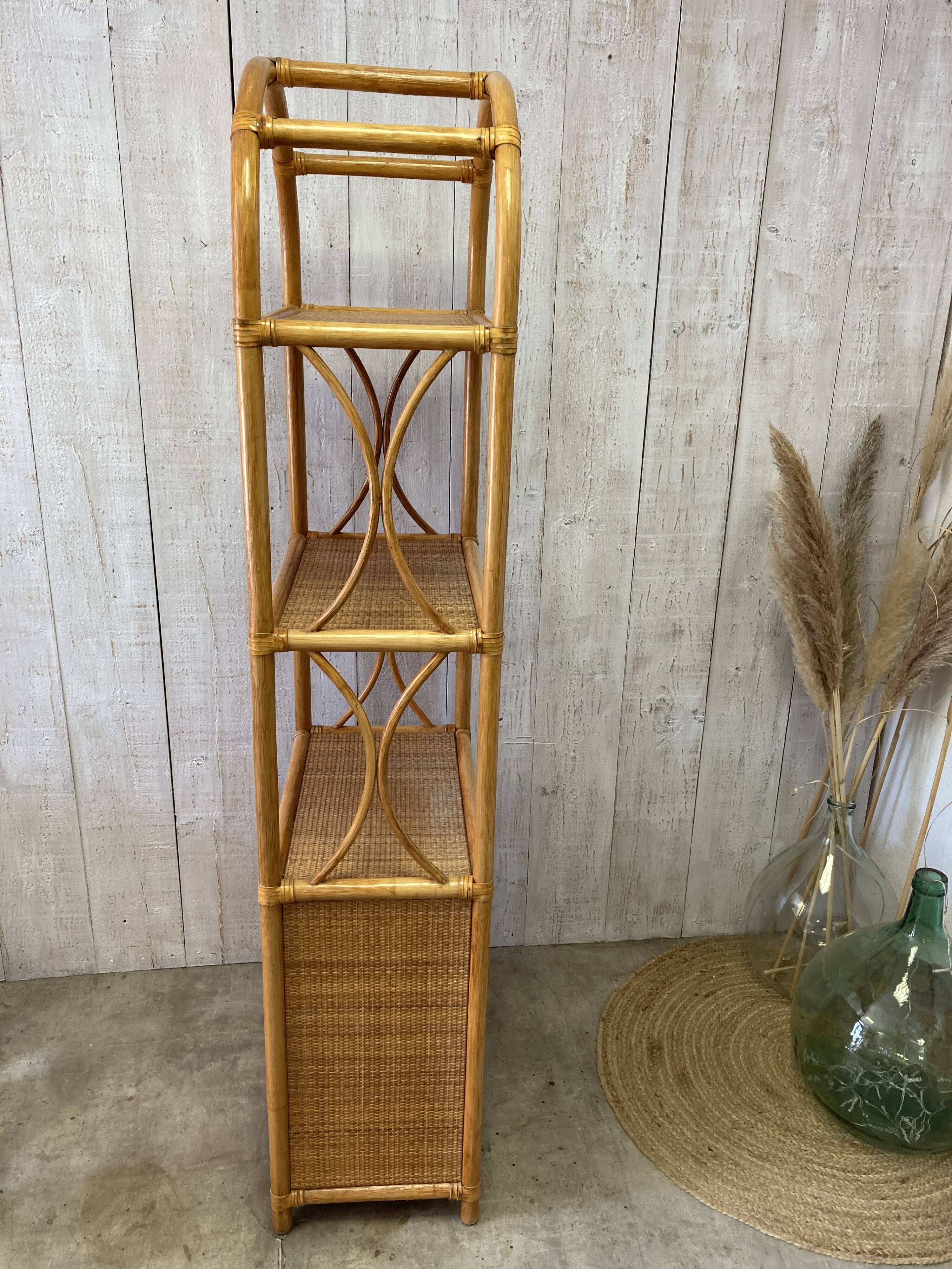 Vintage rattan floor