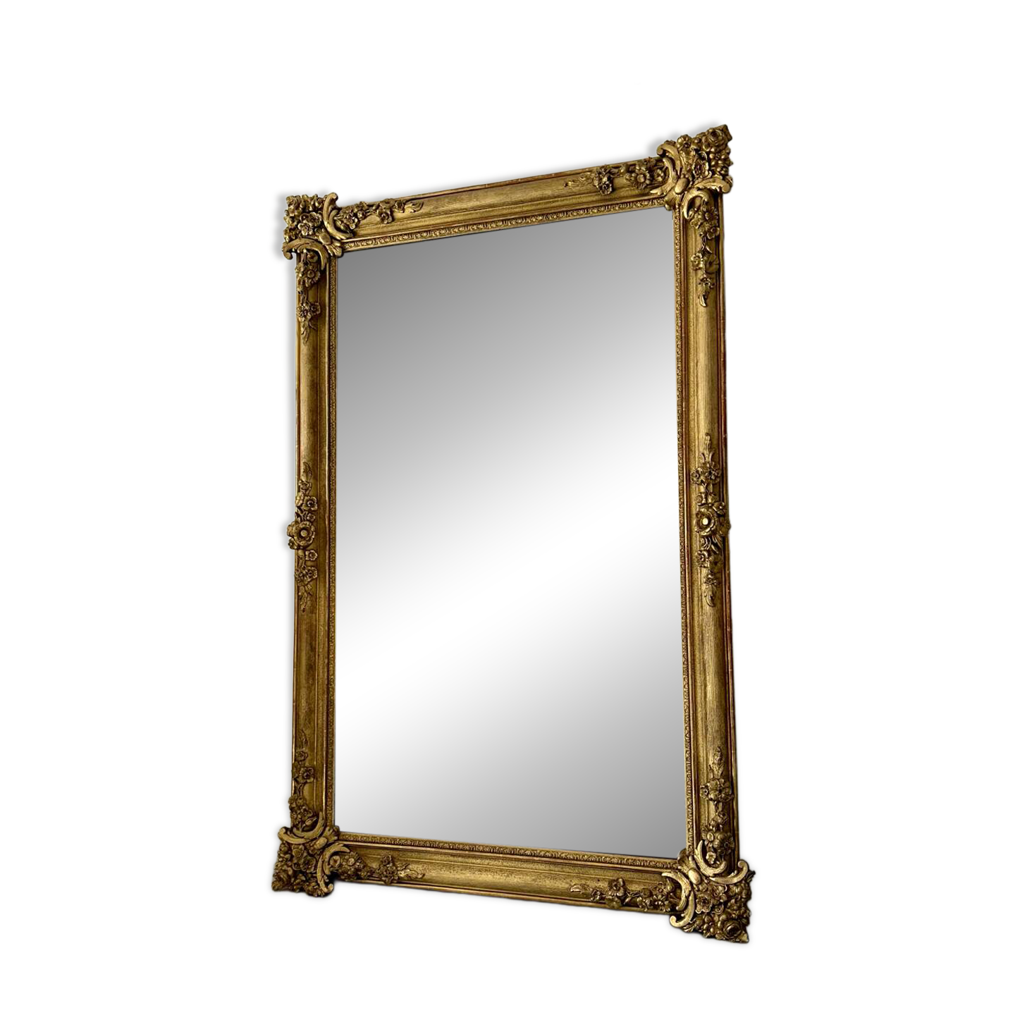 Antique gilded mirror from the 19th century