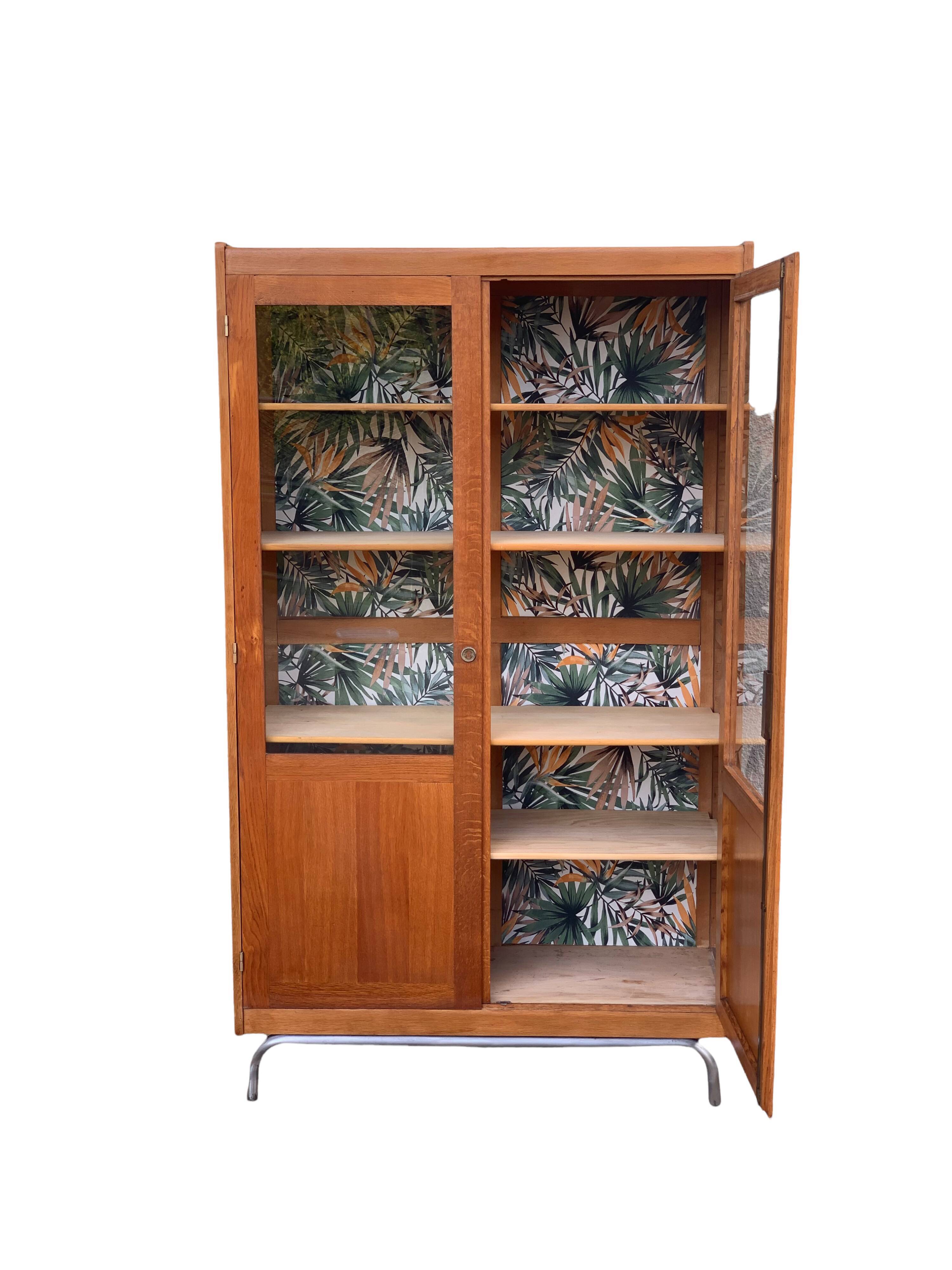 Glass cabinet from a primary school, 1950.