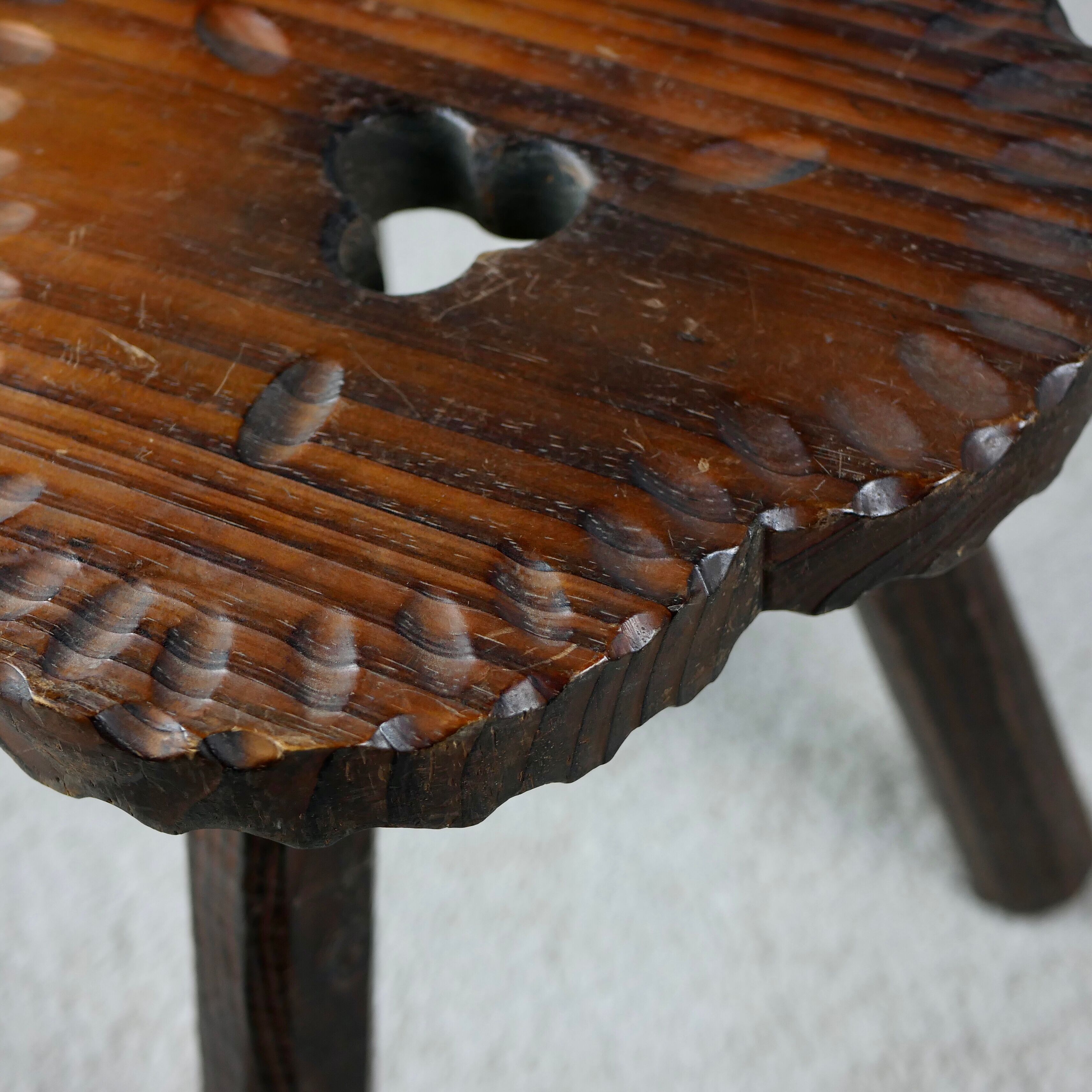 Paire de tabourets en bois, art populaire espagnol