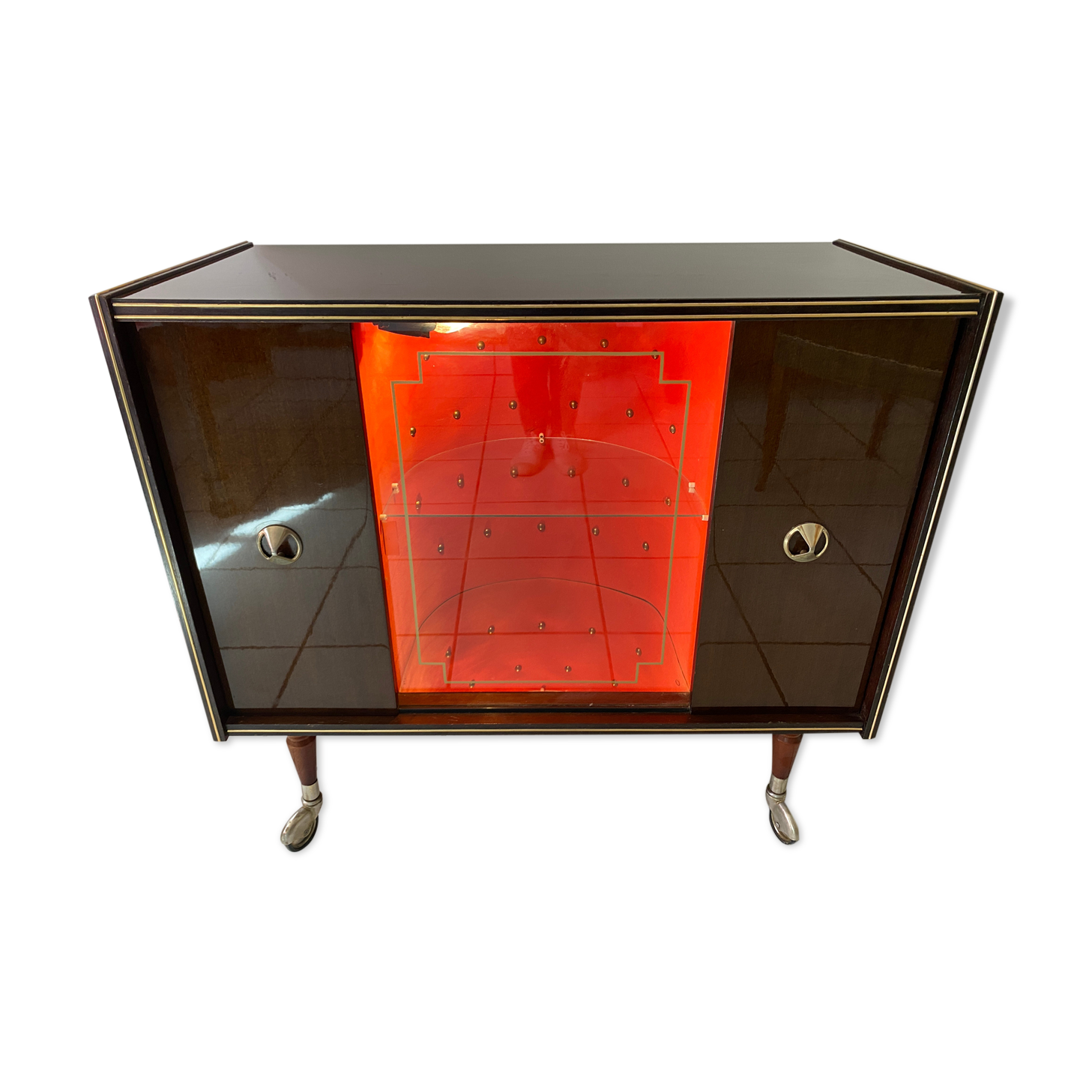 Illuminated window bar