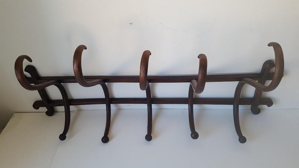 Thonet wall coat carrier