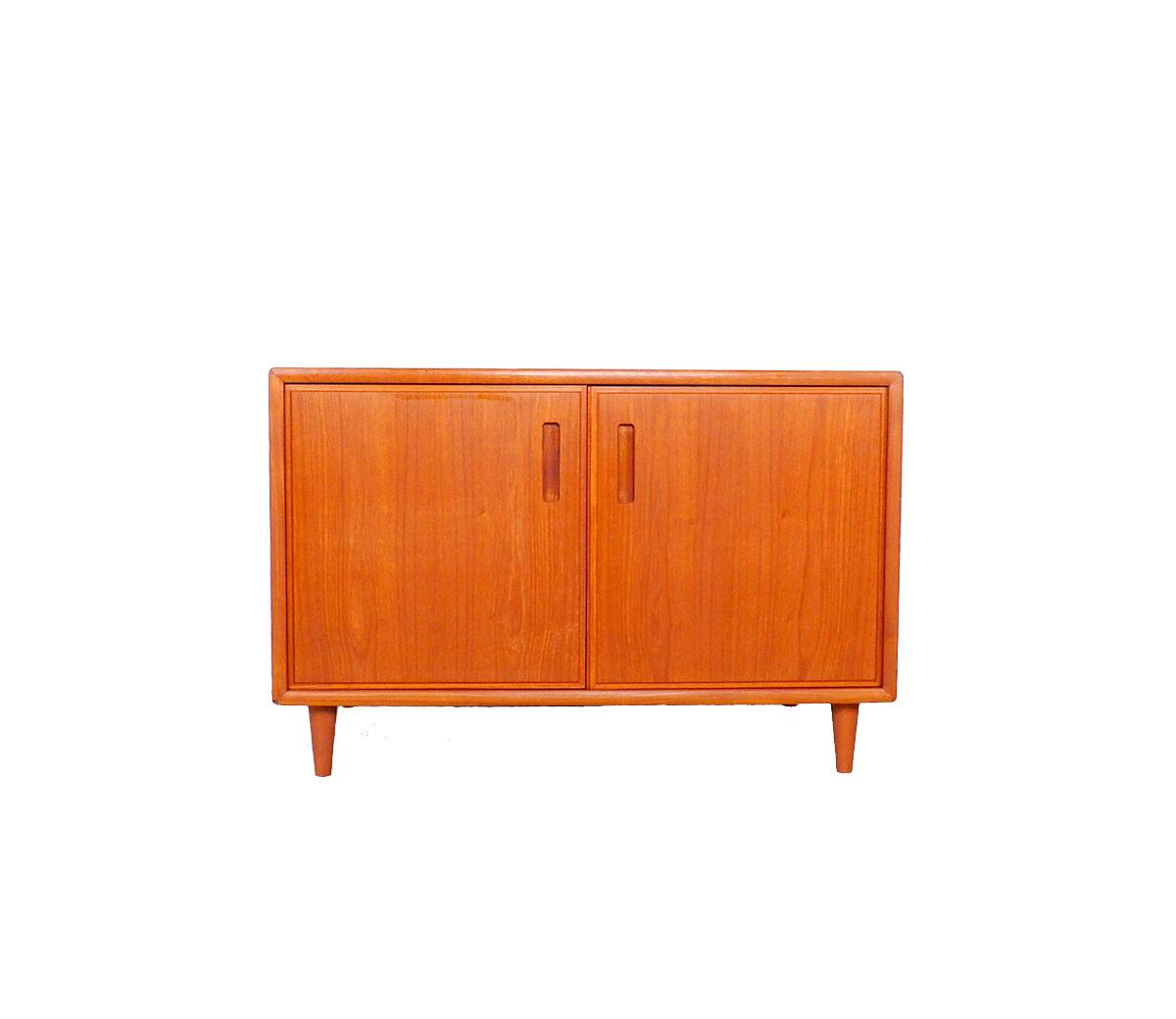 Danish teak small sideboard  or audiocabinet