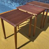 Scandinavian trundle table