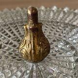 Plafonnier Lucien Gau laiton et verre moulé