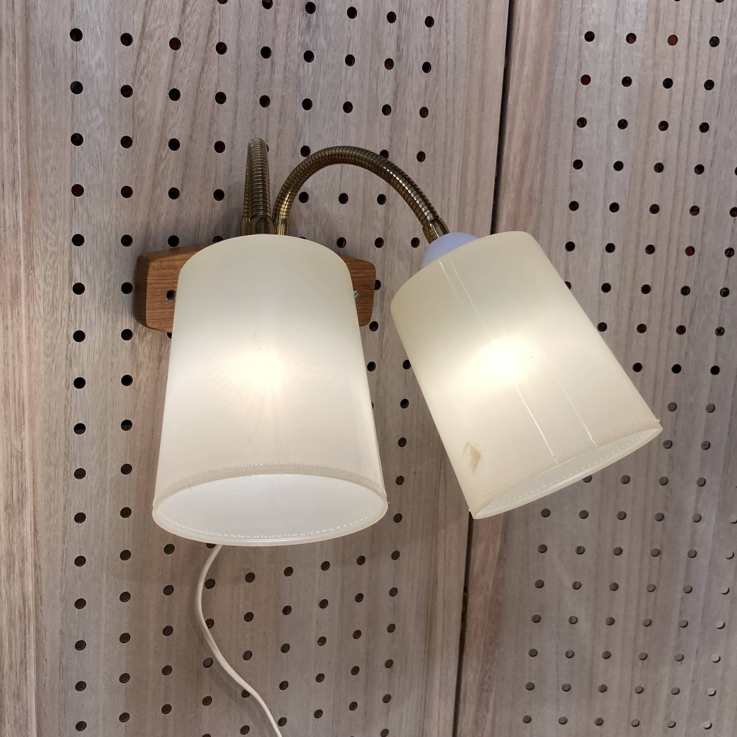 Grande applique double "design 1950".