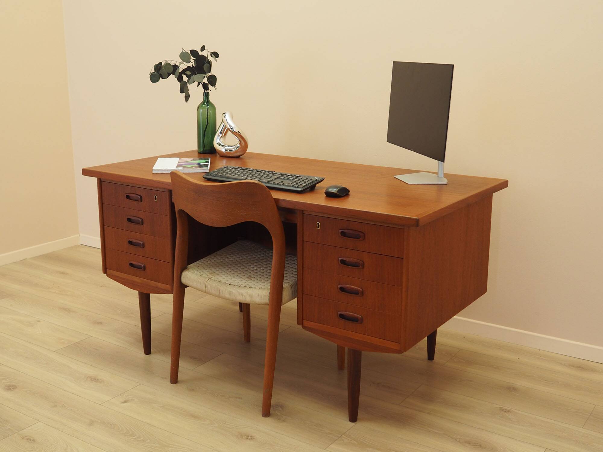 Teak desk, Danish design, 1970s, made in Denmark