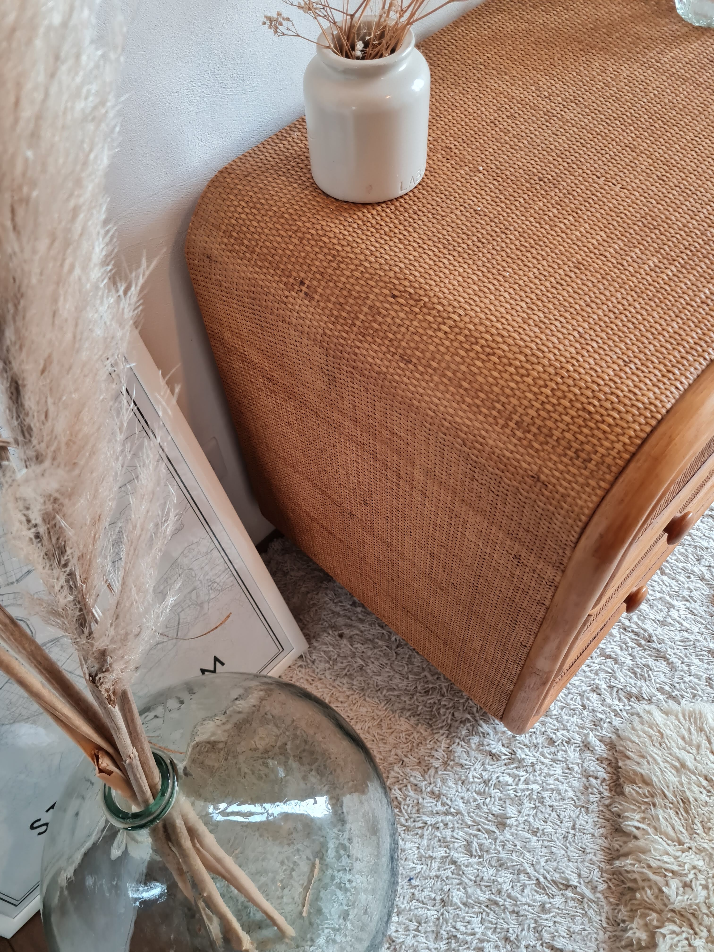 Commode en rotin vintage années 60