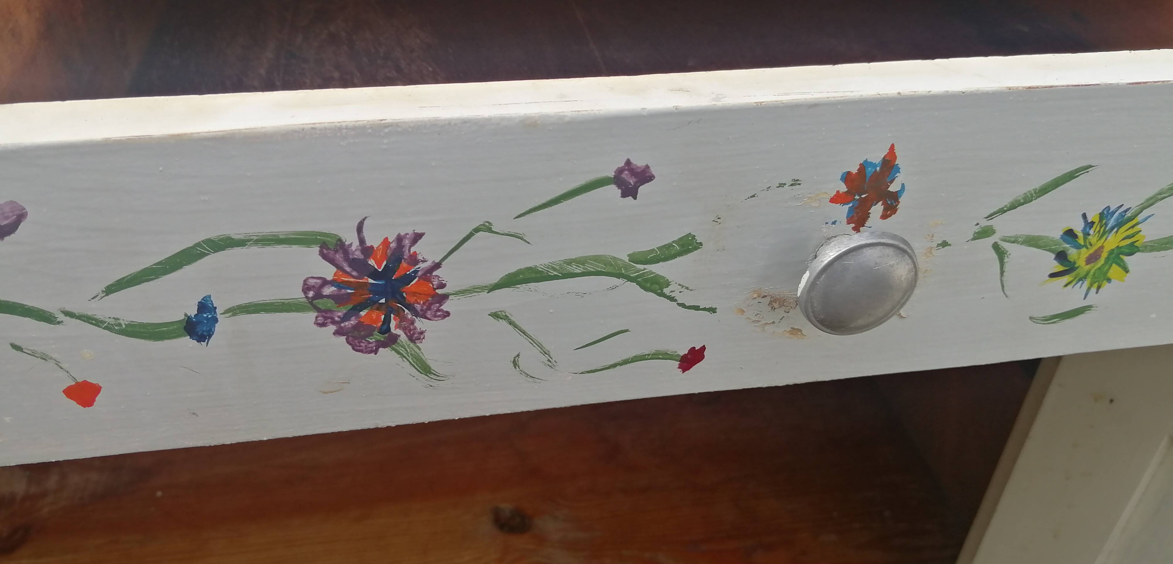 Parisian buffet decorated with flowers