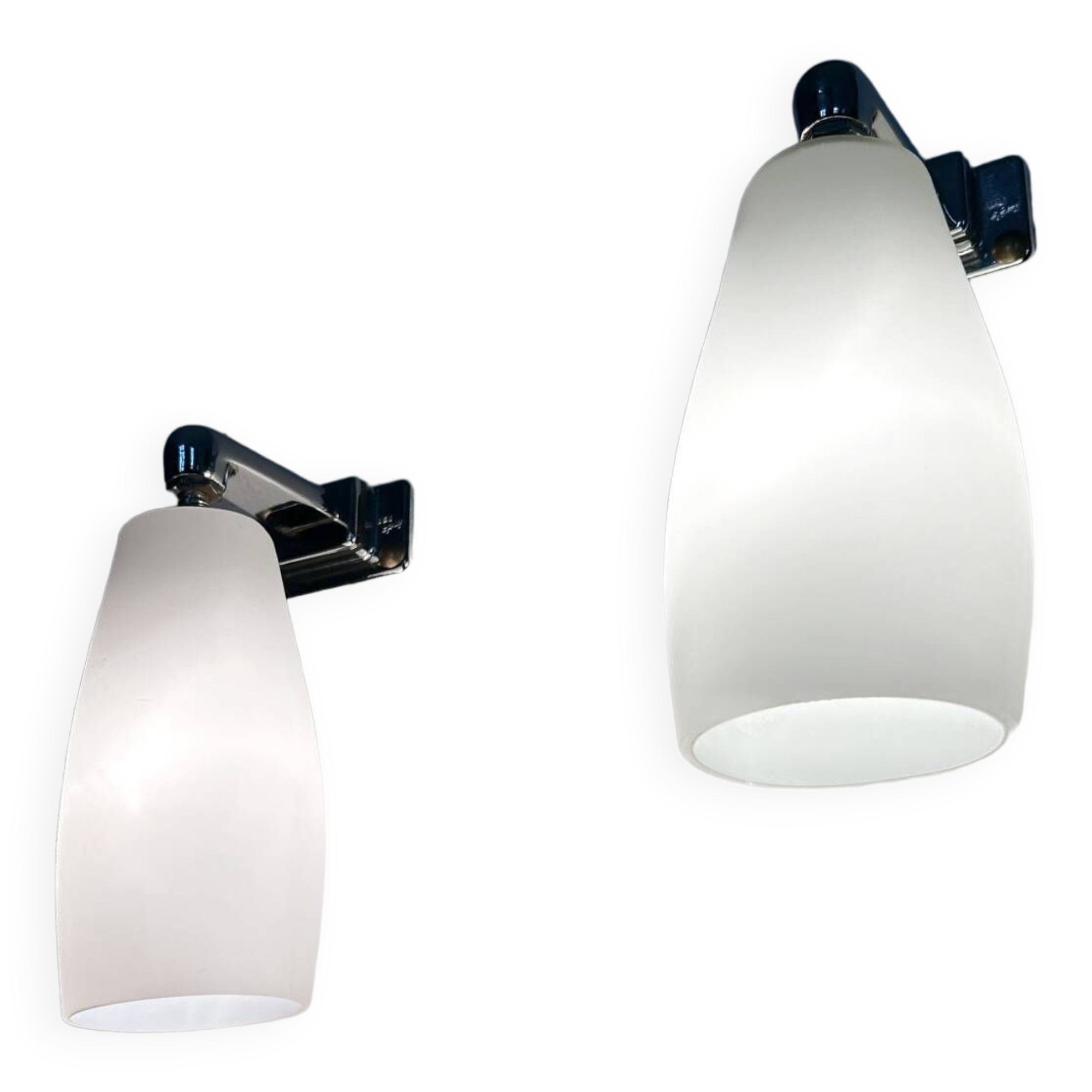 INDA 70s design opaline wall lights (X2)