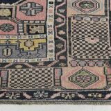 Tapis vintage oriental fait main rose et crème 4x7, 130x225 cm