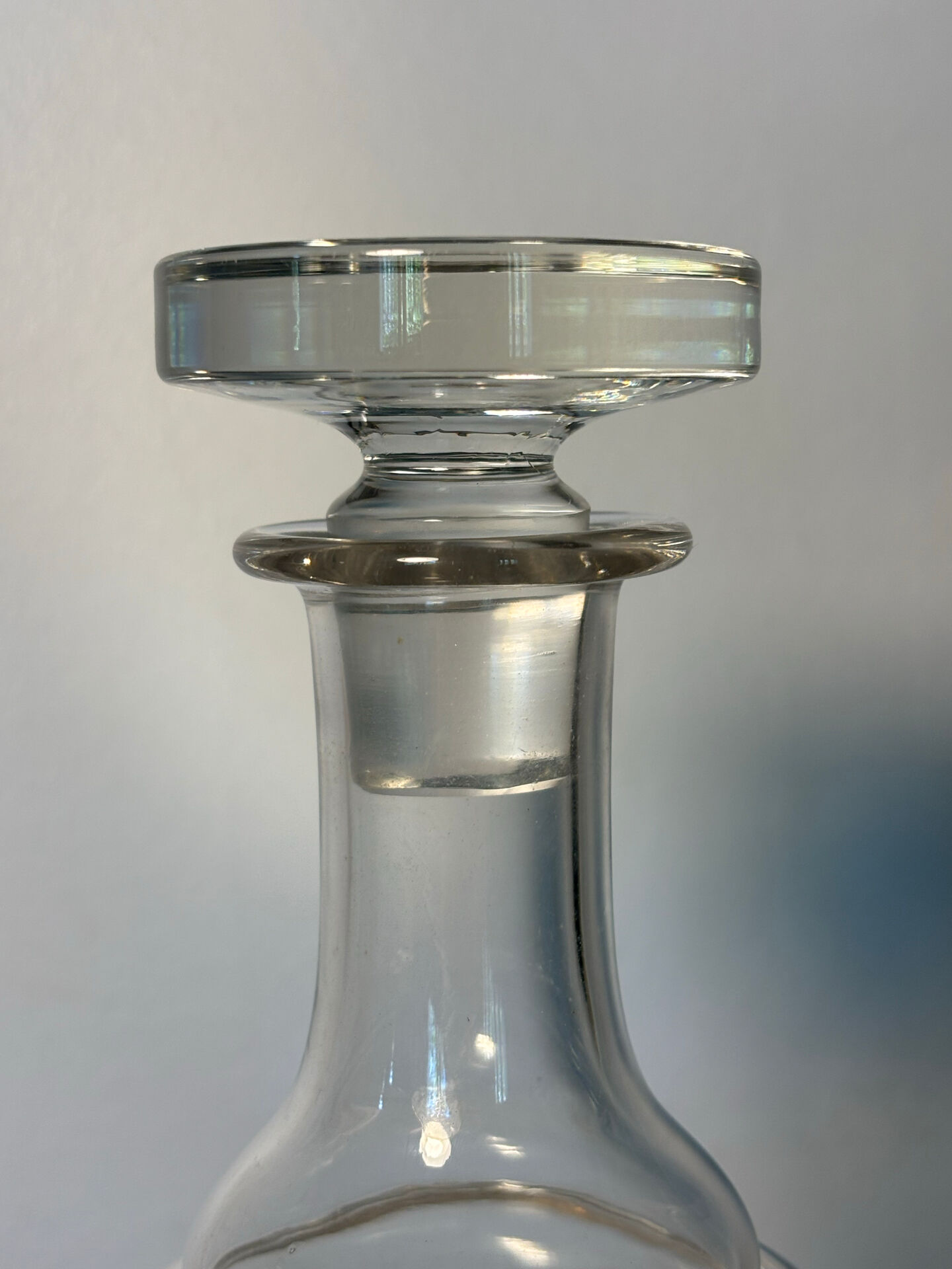 Carafe Baccarat signée