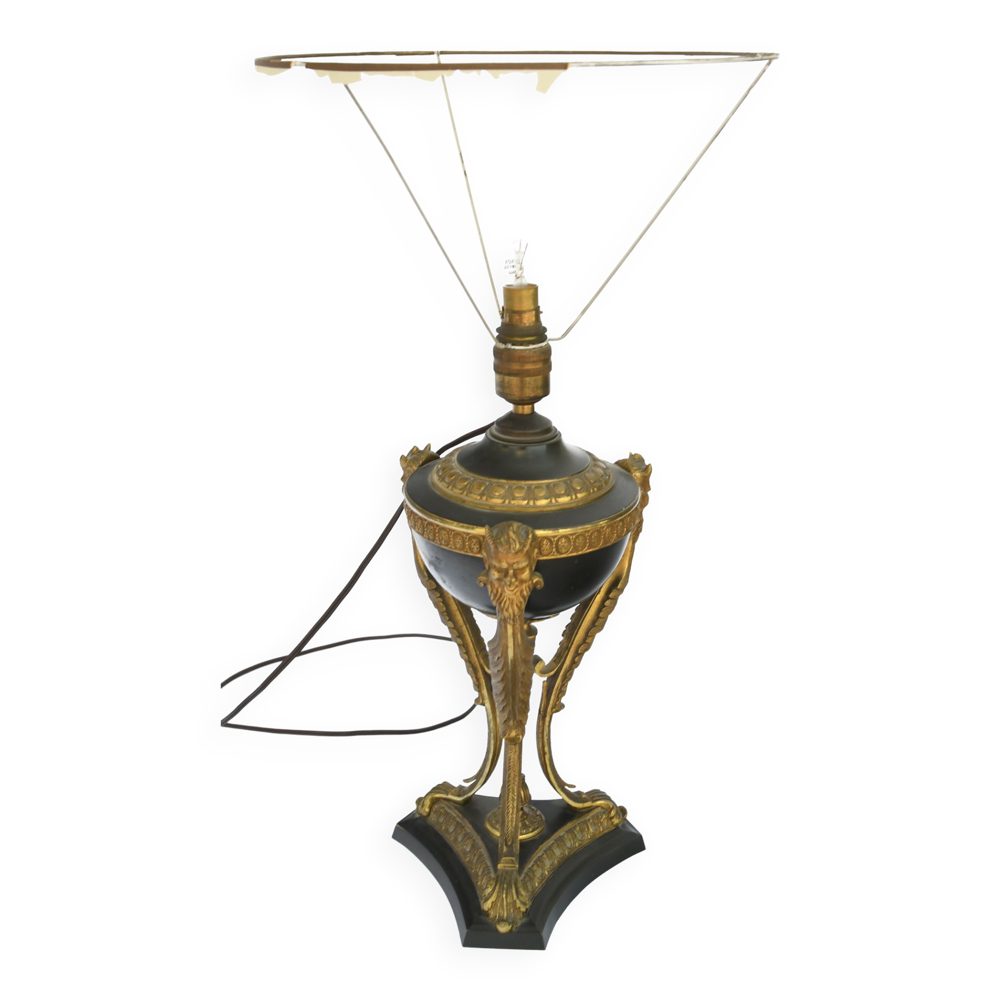 Lamp in gilded bronze and black lacquered metal