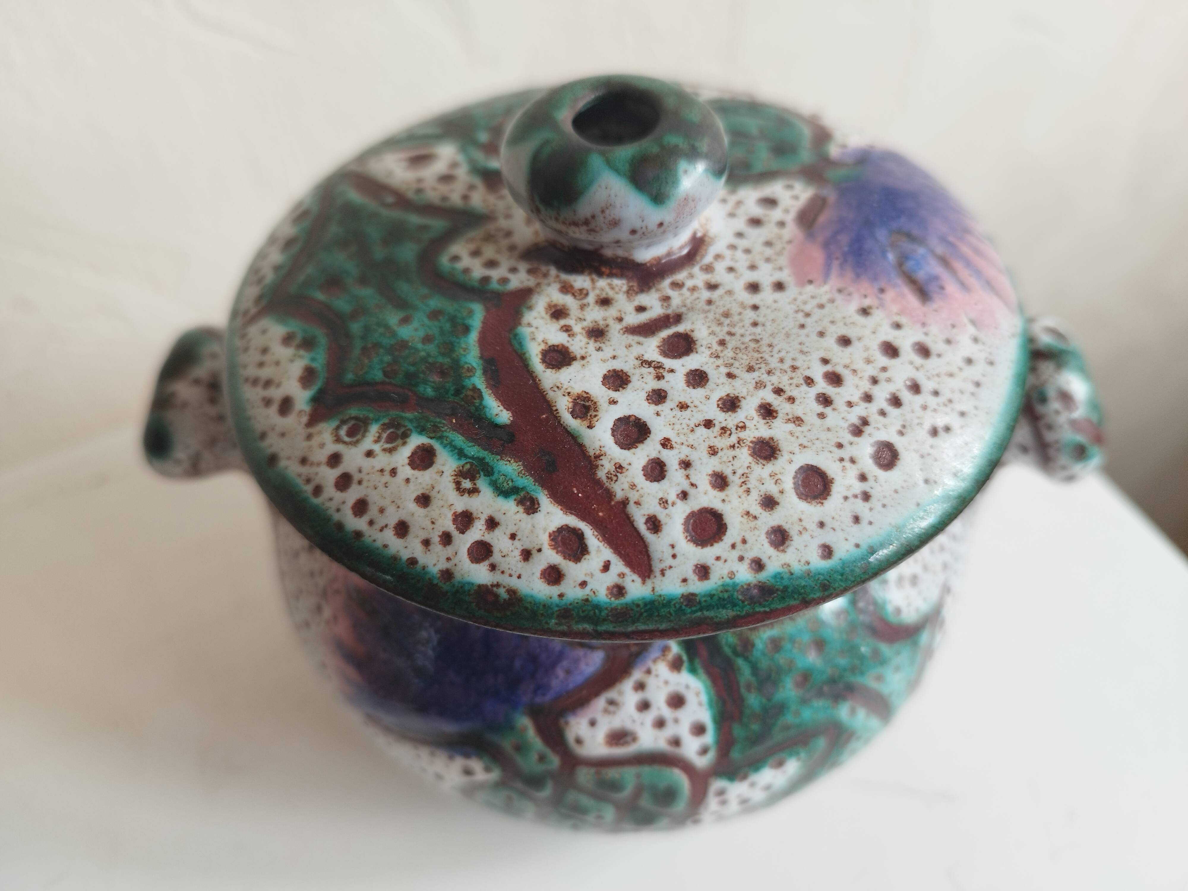 Vallauris lidded pot with thistle decoration