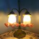 Lampe à poser en métal et tulipes en pâte de verre style art nouveau