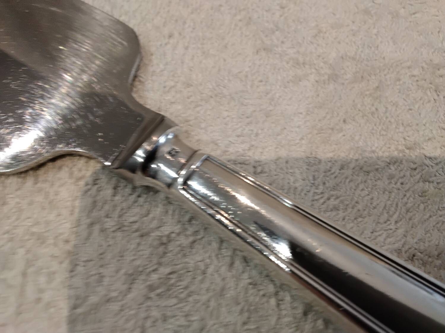 Silver-plated metal pie server, Christofle silversmith, Albi