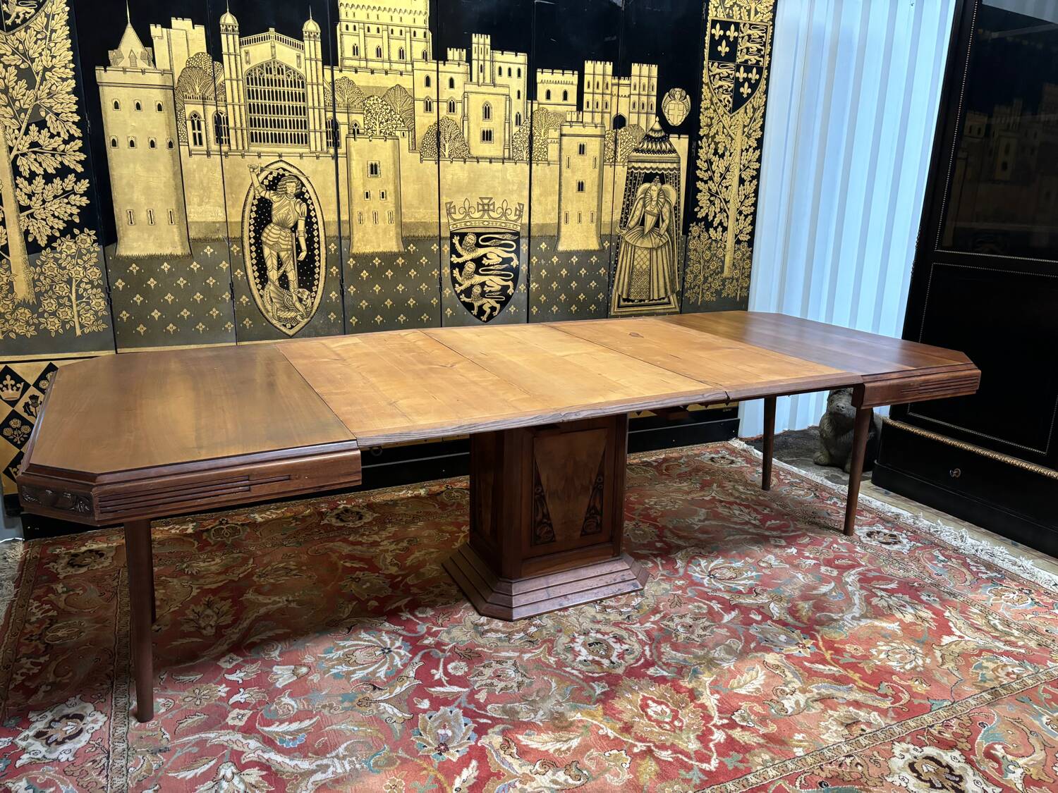 Table à manger art deco pied central
