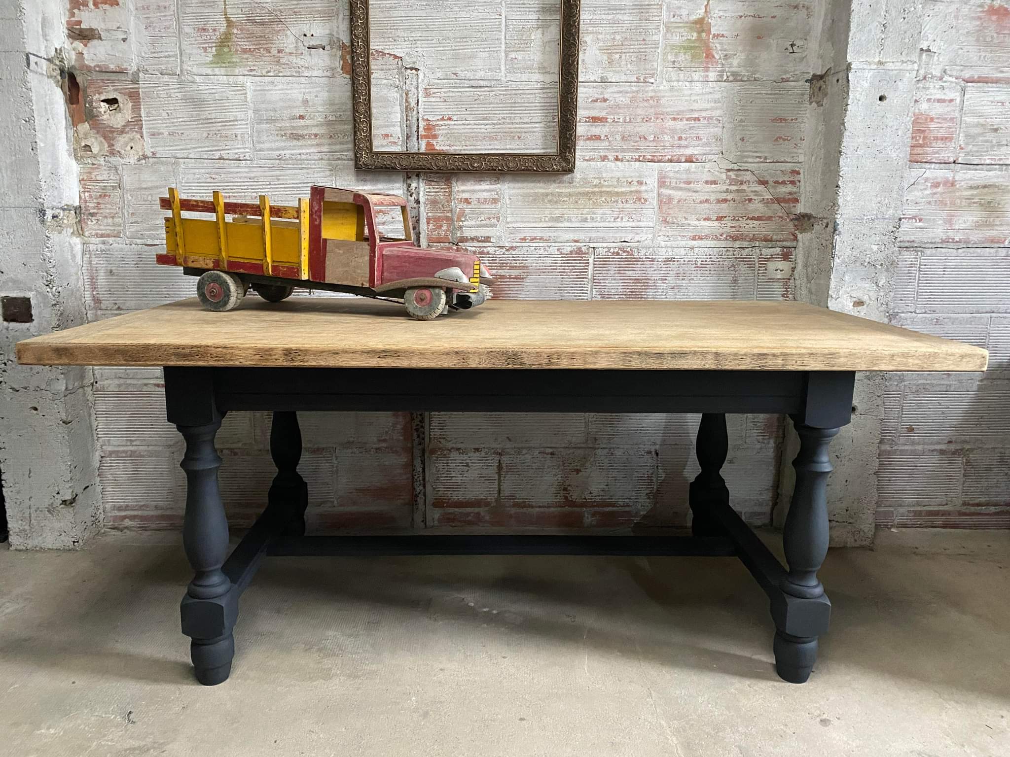 Farmhouse table