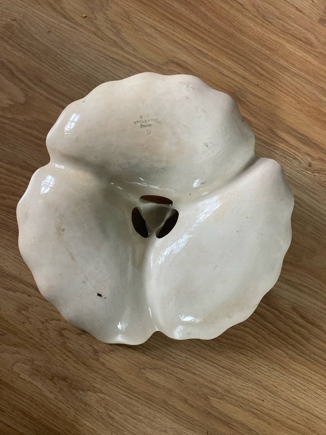 Dish and poppy flower vinegar