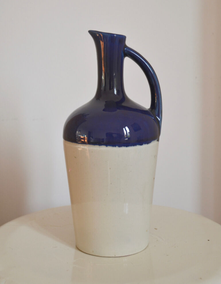 Carafe vintage en céramique Dolfi