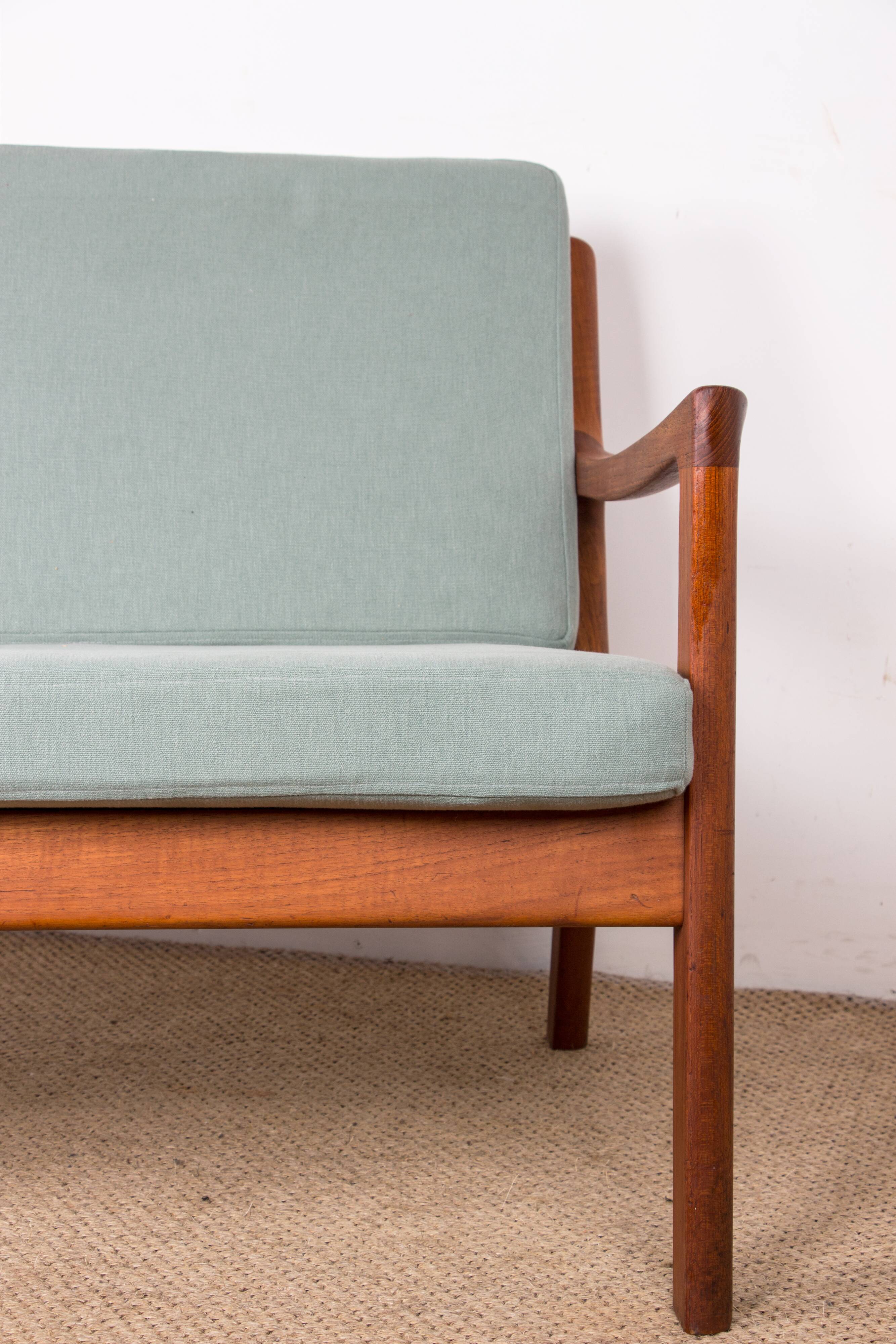 Danish 3-seater sofa in teak and new fabric, Senator model Ole Wanscher, France & Son.