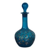ancienne carafe à bouchon en verre opalin émaillé