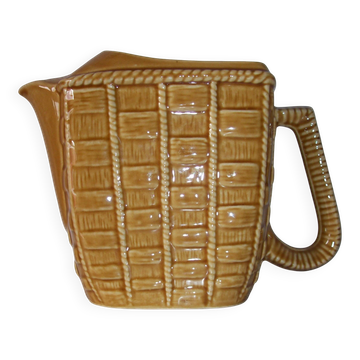 Pichet barbotine décor paille