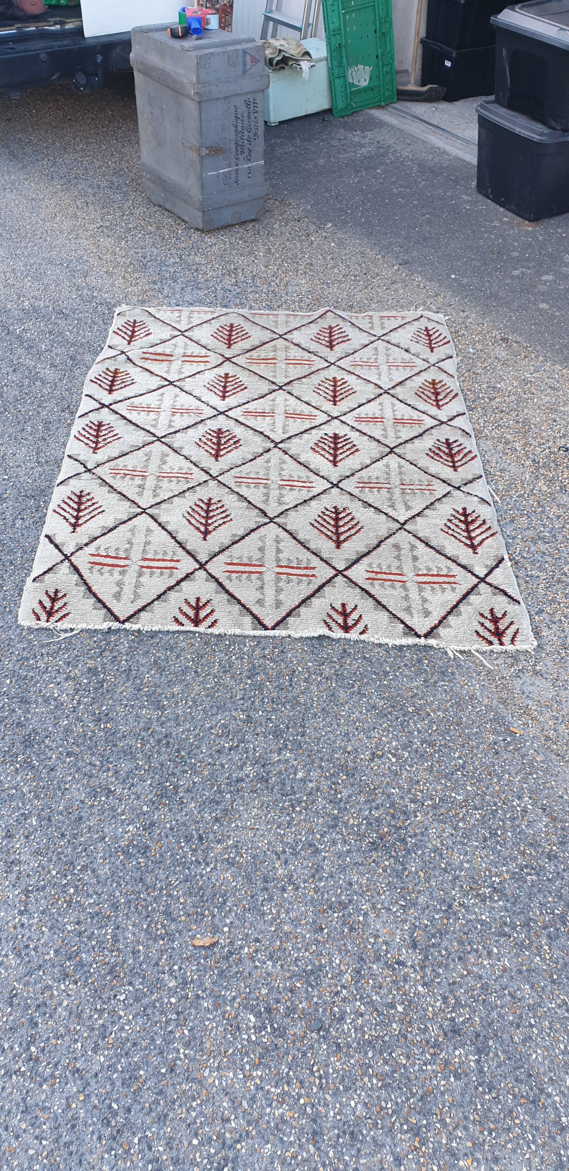 Oriental carpet Tree of life wool 125×176cm