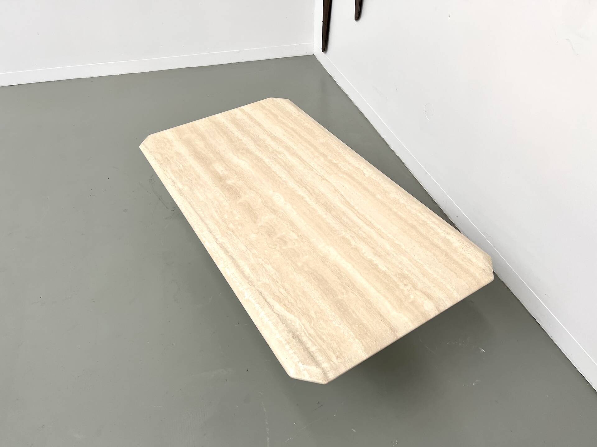 Travertine coffee table, Italy 1970