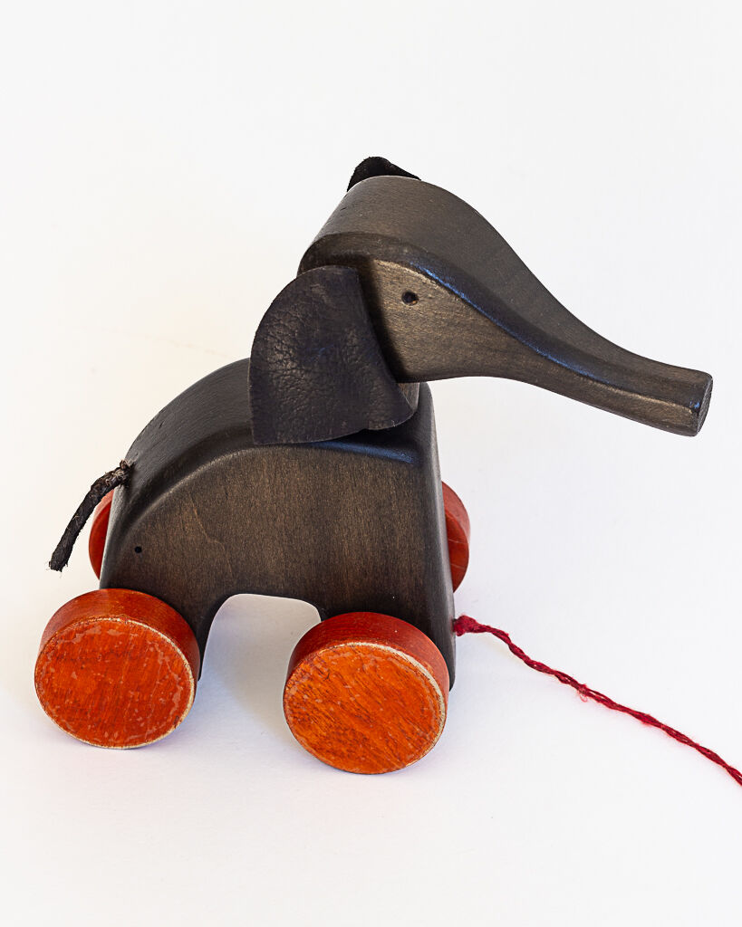 Elephant toy on wheels⎮60s/70s