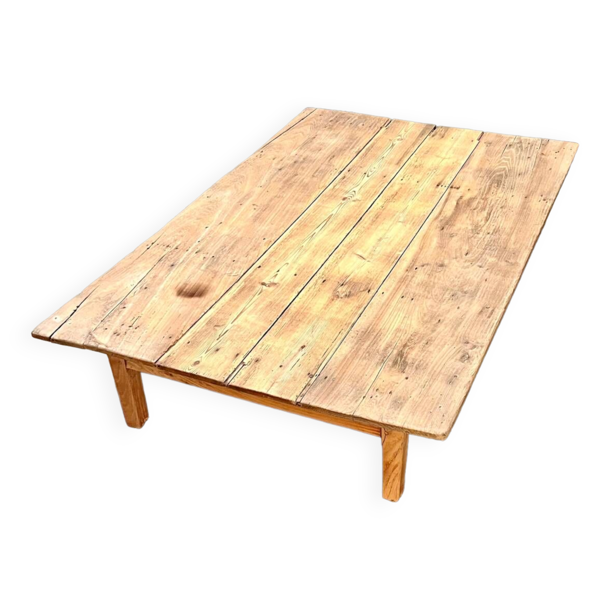 Table basse de ferme rustique brutaliste