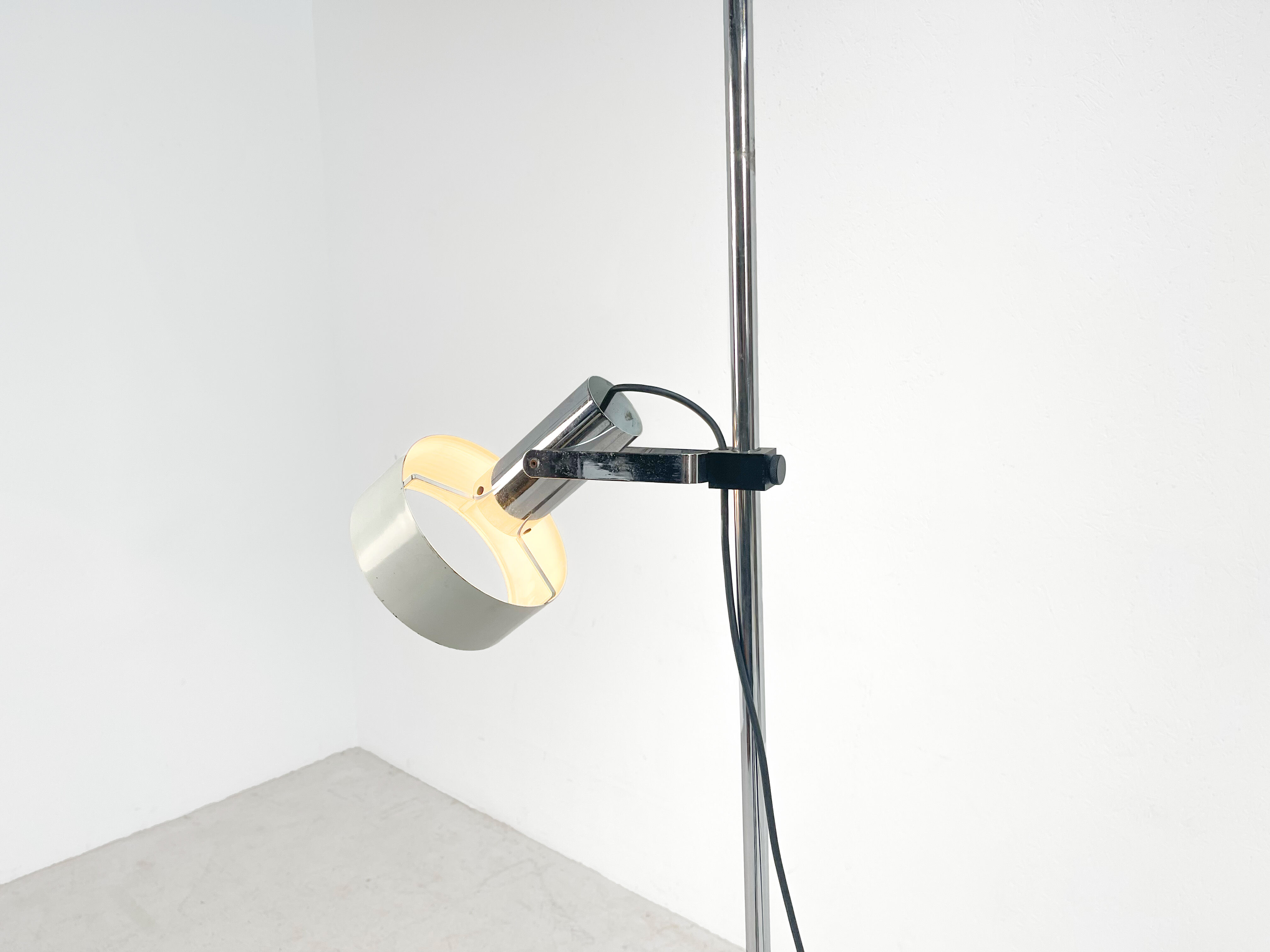 Lampe de sol italienne