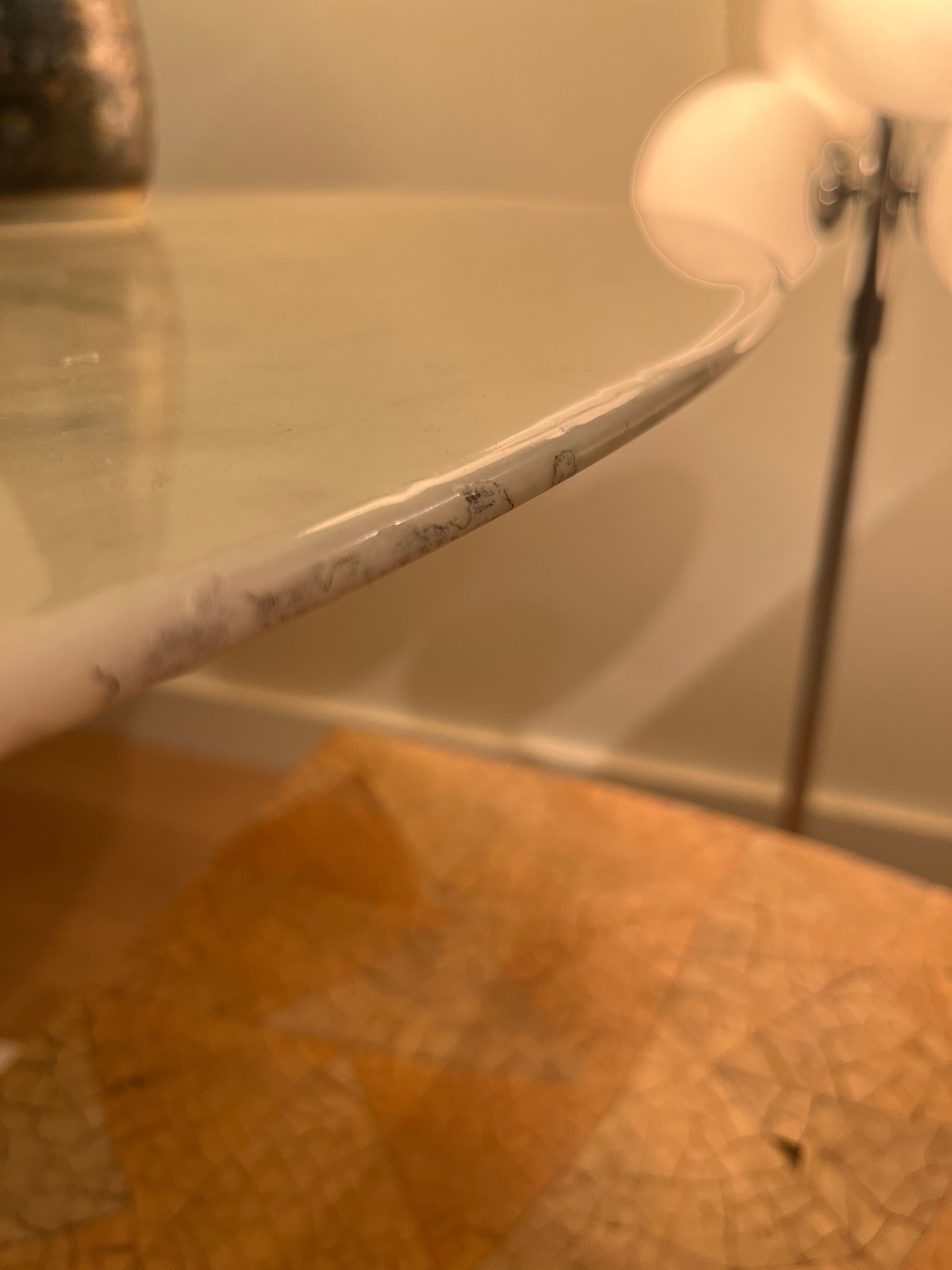 Marble round table by Ereo Saarinen , Knoll edition