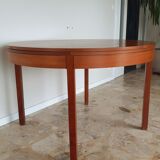 Round table