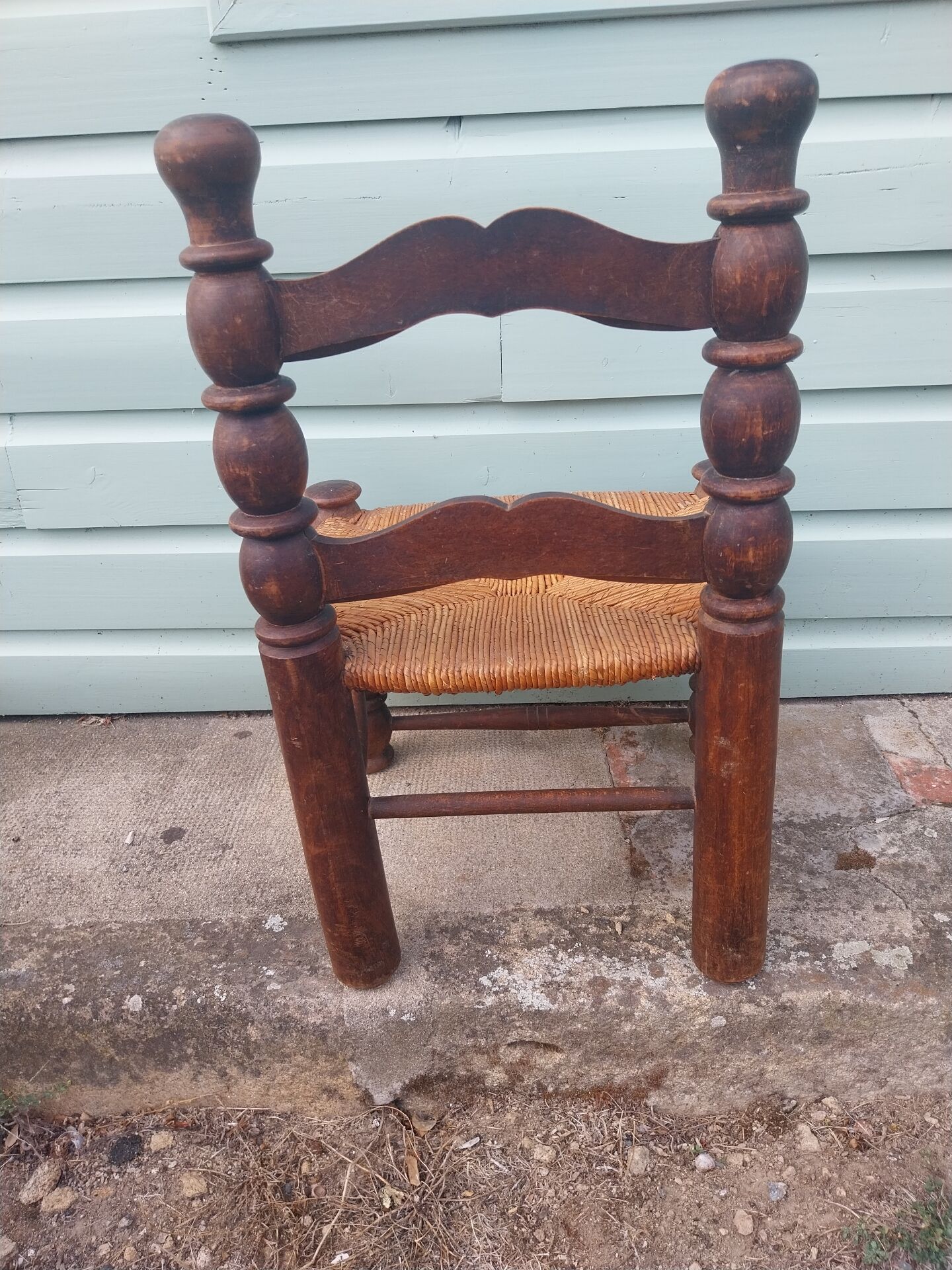 Chaise brutaliste 