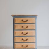 Commode à 5 tiroirs en bois naturel et fond bleu en chêne semi-massif