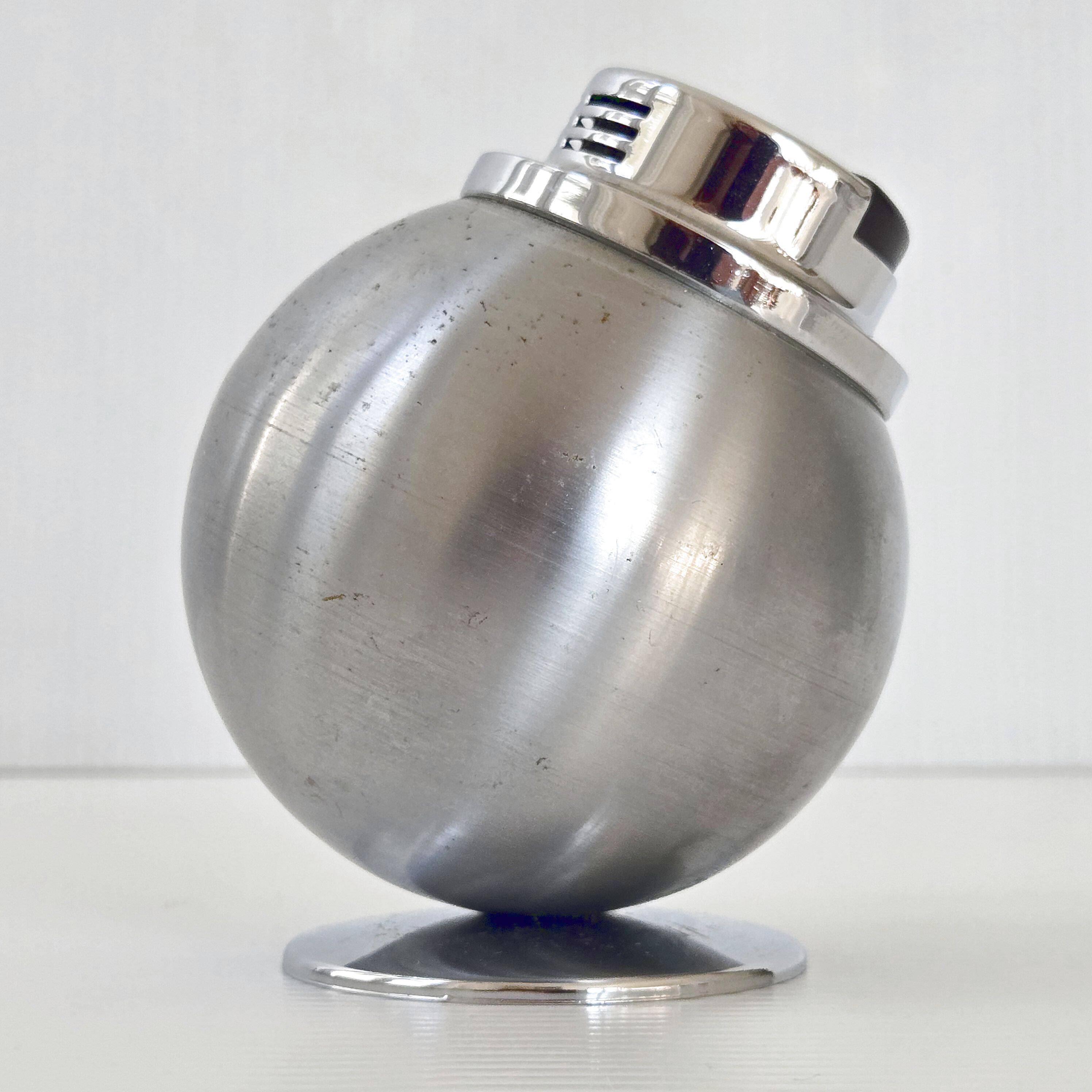 Vintage lighter 1970