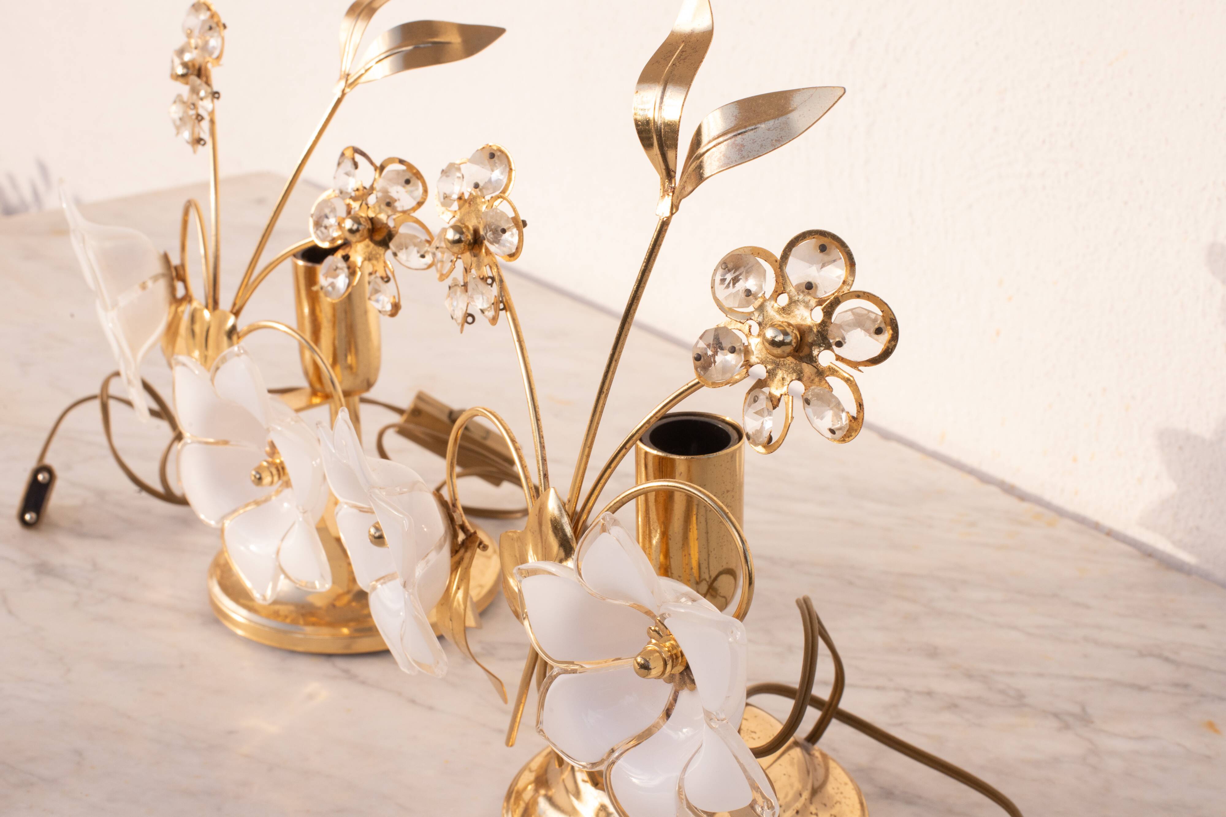 Set of 2 Murano Table Light White Flowers, 1970s