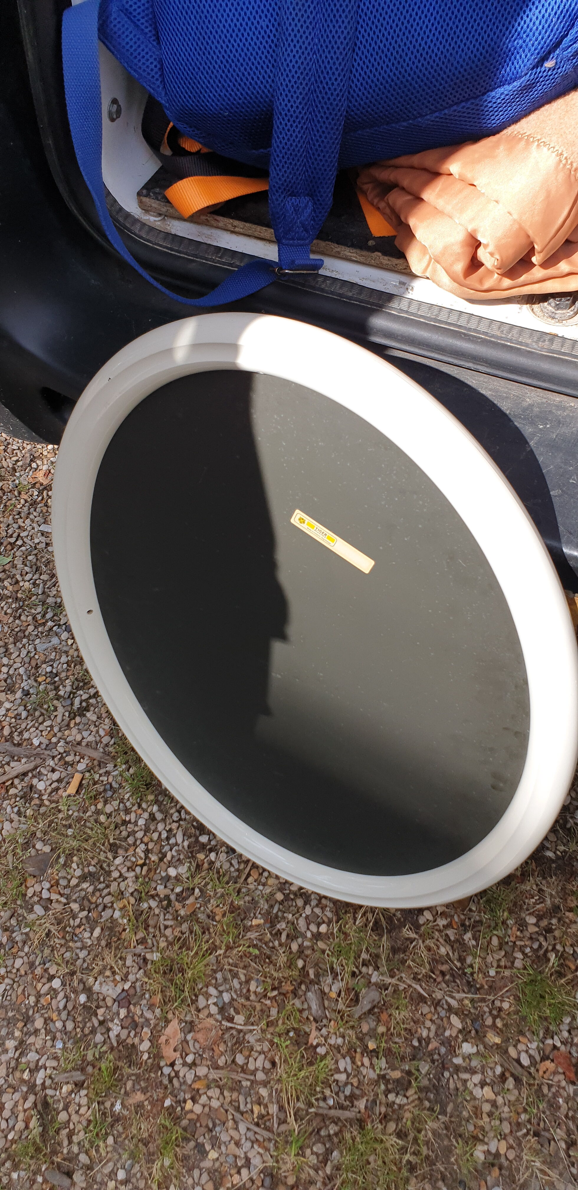 Seventies oval frame