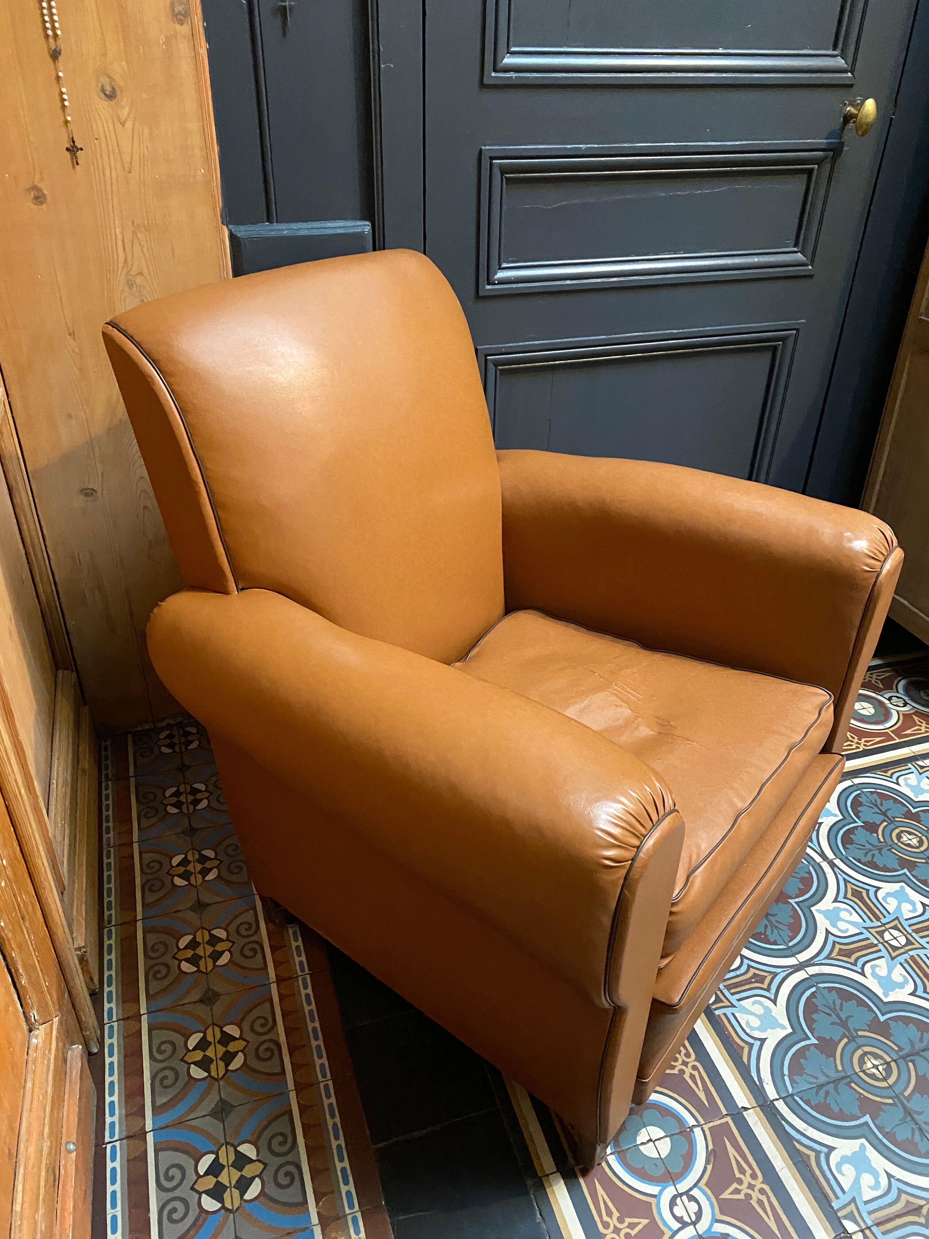 Club chair in skaï