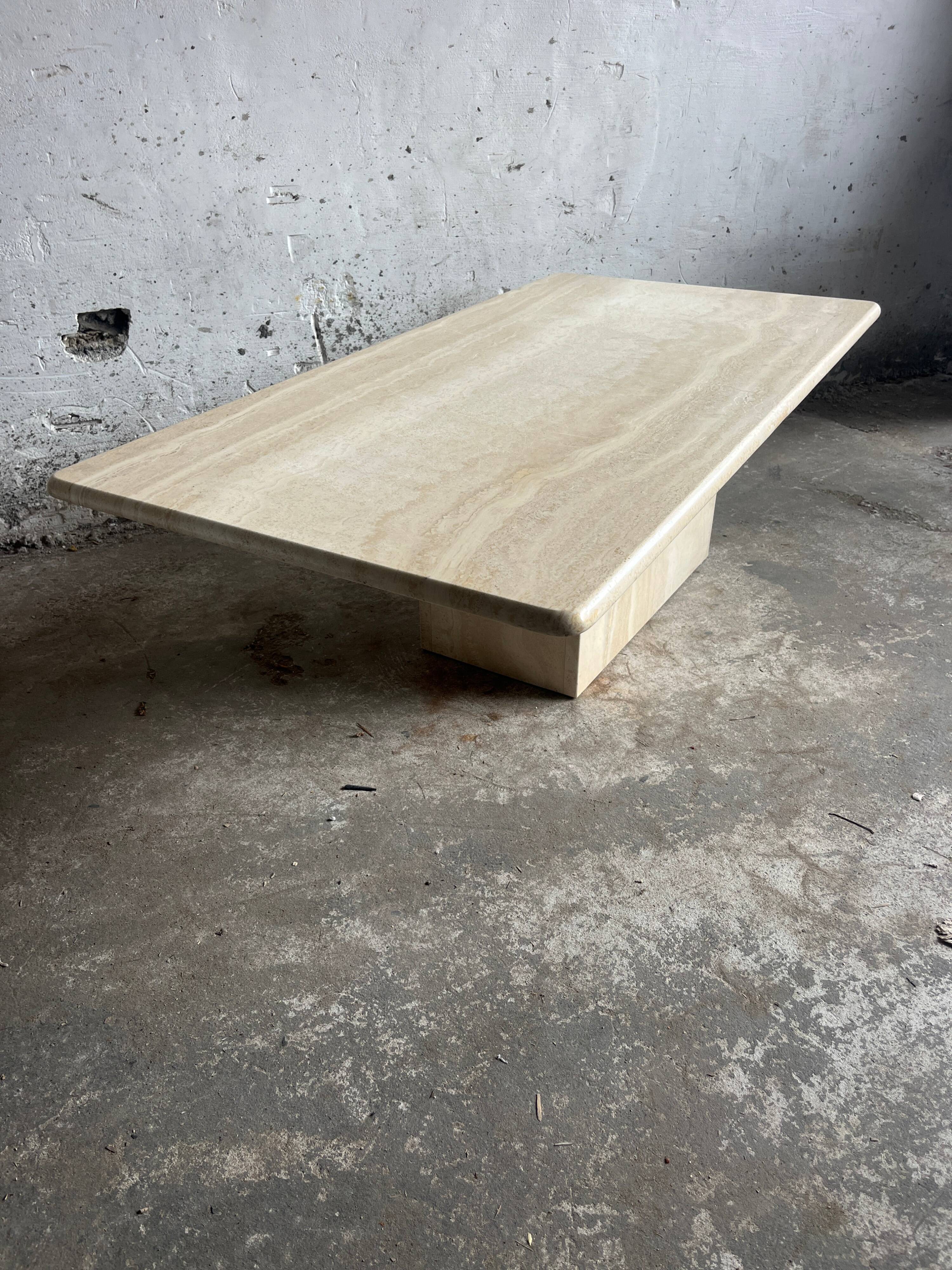 Italian coffee table in travertine – 1970s