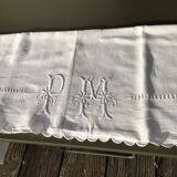 Embroidered sheet PM scalloped edge triple day central seam
