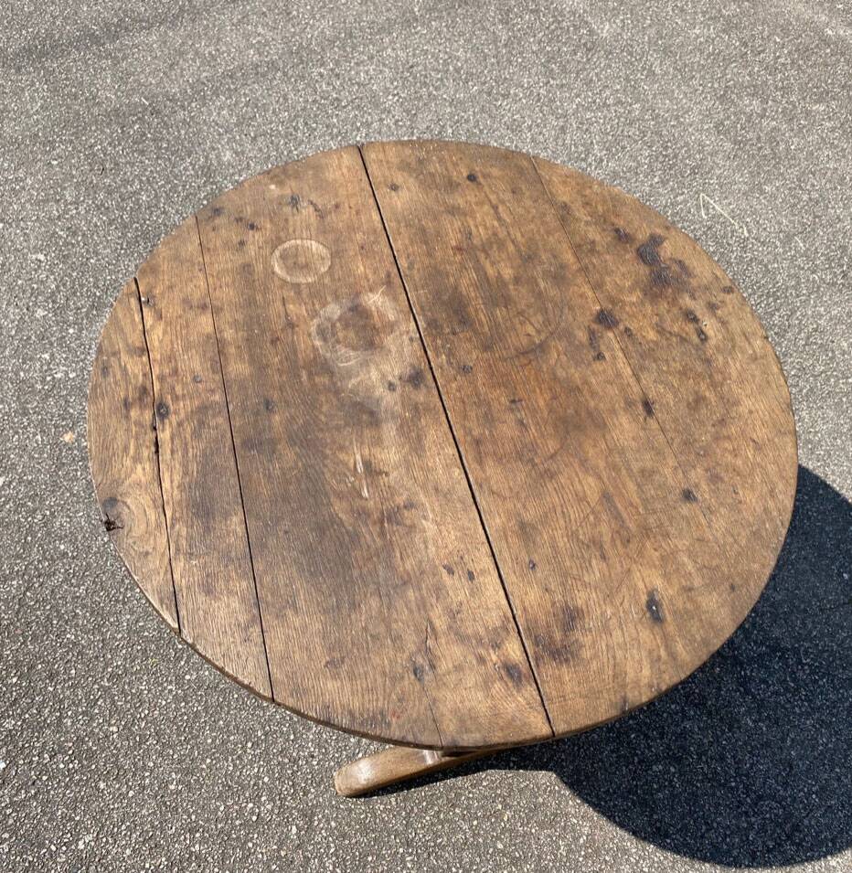 Winegrower's harvest table in oak