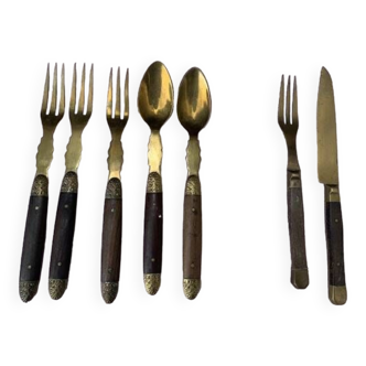 Set of 7 cutlery in wood and gilded and chiseled metal, cutlery for children, old and collectors