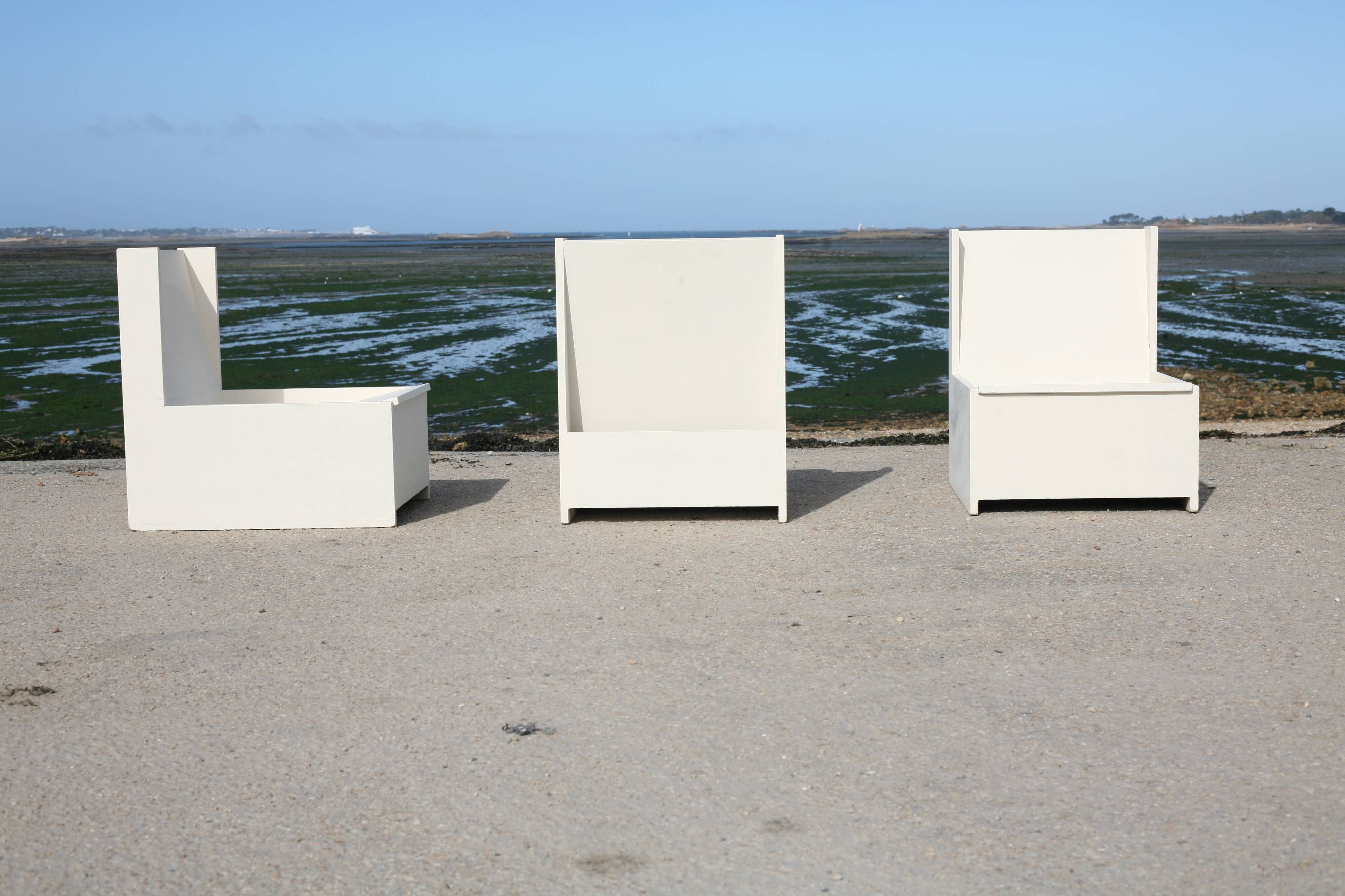set de 3 fauteuils brutalistes, boit peint, années 60