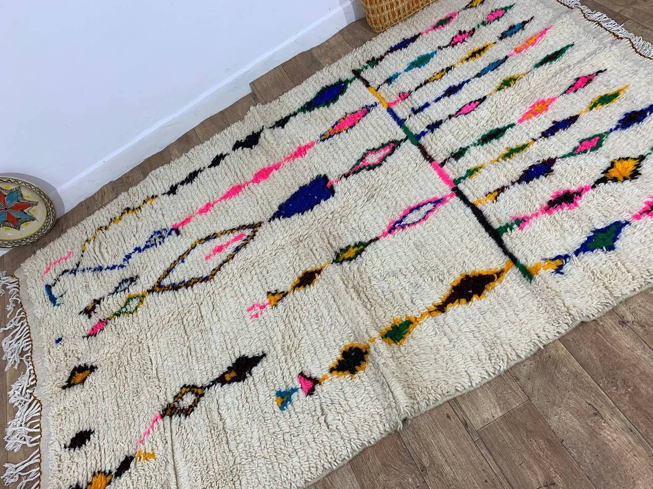 Handmade moroccan berber rug 258 x 160 cm